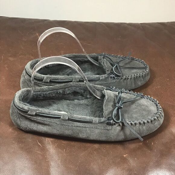 Minnetonka Gray House Slipppers - Picture 3 of 8